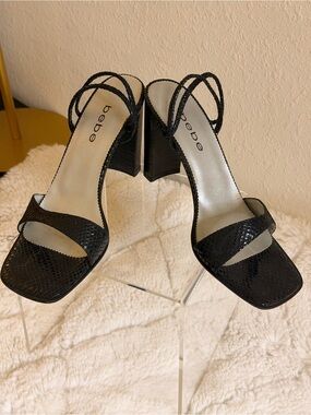 Bebe Black leather snake Textured Strappy Block Heel designer shoes